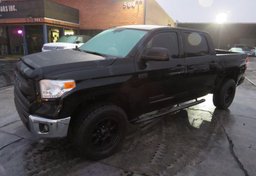 2017 Toyota Tundra 4WD - Thumbnail 3