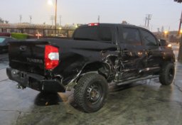 2017 Toyota Tundra 4WD - Thumbnail 10