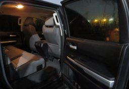 2017 Toyota Tundra 4WD - Thumbnail 27