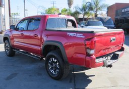 2019 Toyota Tacoma - Thumbnail 7