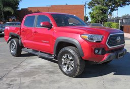 2019 Toyota Tacoma - Thumbnail 4