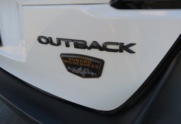 2022 Subaru Outback - Thumbnail 18