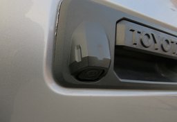 2020 Toyota Tacoma 4WD - Thumbnail 17