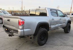 2020 Toyota Tacoma 4WD - Thumbnail 10