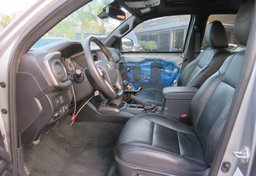 2020 Toyota Tacoma 4WD - Thumbnail 29