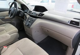 2016 Honda Odyssey - Thumbnail 23