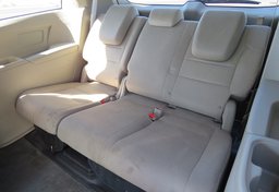 2016 Honda Odyssey - Thumbnail 31