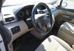 2016 Honda Odyssey - Thumbnail 22