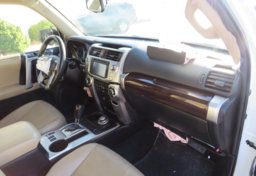 2016 Toyota 4Runner - Thumbnail 22