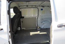 2018 Mercedes-Benz Metris Van - Thumbnail 28