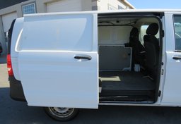 2018 Mercedes-Benz Metris Van - Thumbnail 18