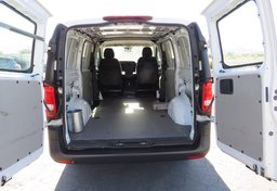 2018 Mercedes-Benz Metris Van - Thumbnail 31