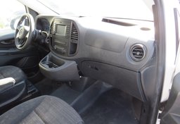 2018 Mercedes-Benz Metris Van - Thumbnail 22