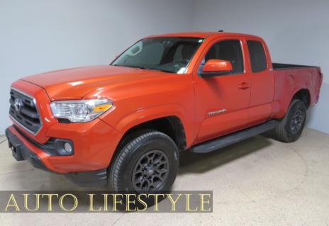 Picture of 2016 Toyota Tacoma