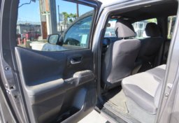 2020 Toyota Tacoma 4WD - Thumbnail 21