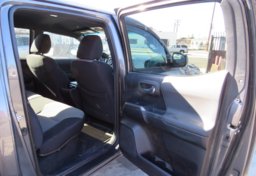 2020 Toyota Tacoma 4WD - Thumbnail 23