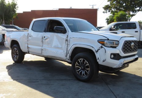 Picture of 2021 Toyota Tacoma 4WD