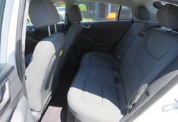 2022 Hyundai Ioniq Plug-In Hybrid - Thumbnail 30