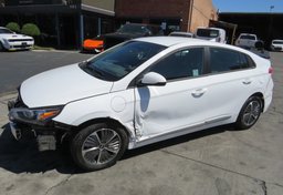 2022 Hyundai Ioniq Plug-In Hybrid - Thumbnail 2