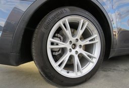 2021 Tesla Model Y - Thumbnail 11