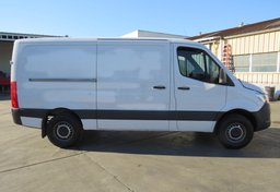 2019 Mercedes-Benz Sprinter Van - Thumbnail 5