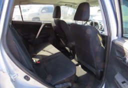 2015 Toyota RAV4 - Thumbnail 32