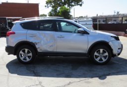 2015 Toyota RAV4 - Thumbnail 5