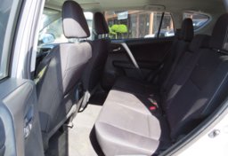 2015 Toyota RAV4 - Thumbnail 24