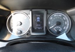 2016 Toyota Tacoma - Thumbnail 34