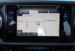 2016 Toyota Tacoma - Thumbnail 35