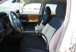 2019 Toyota Tacoma - Thumbnail 31