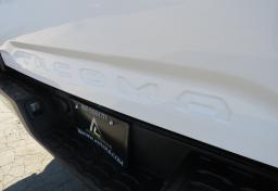 2019 Toyota Tacoma - Thumbnail 22