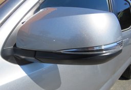 2023 Toyota Tacoma 4WD - Thumbnail 17