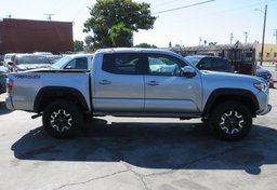 2023 Toyota Tacoma 4WD - Thumbnail 5
