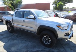 2023 Toyota Tacoma 4WD - Thumbnail 2