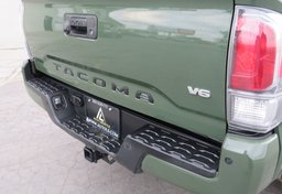 2021 Toyota Tacoma 4WD - Thumbnail 24