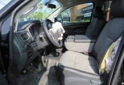 2018 Nissan Titan - Thumbnail 29