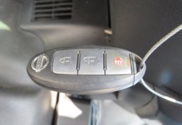 2018 Nissan Titan - Thumbnail 26