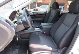 2020 Nissan Pathfinder - Thumbnail 24