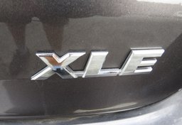 2016 Toyota Highlander - Thumbnail 18