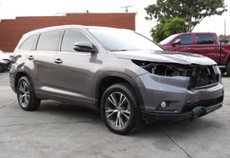 2016 Toyota Highlander - Thumbnail 2