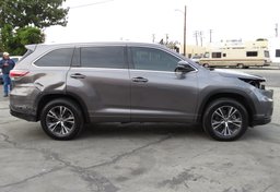 2016 Toyota Highlander - Thumbnail 10