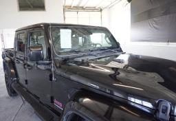 2020 Jeep Gladiator - Thumbnail 18