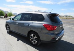 2018 Nissan Pathfinder - Thumbnail 7