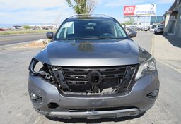 2018 Nissan Pathfinder - Thumbnail 11