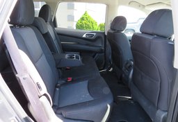 2018 Nissan Pathfinder - Thumbnail 32