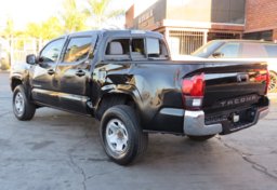 2020 Toyota Tacoma - Thumbnail 6