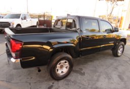 2020 Toyota Tacoma - Thumbnail 7