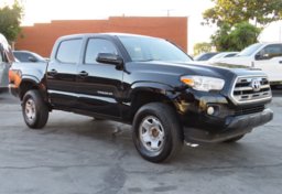 2020 Toyota Tacoma - Thumbnail 1