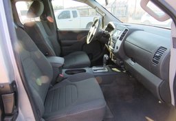 2016 Nissan Frontier - Thumbnail 21